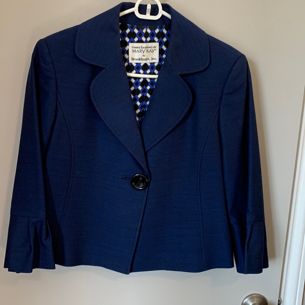 Brookhurst,Inc . Exclusively for Mary Kay blue  jacket small petite